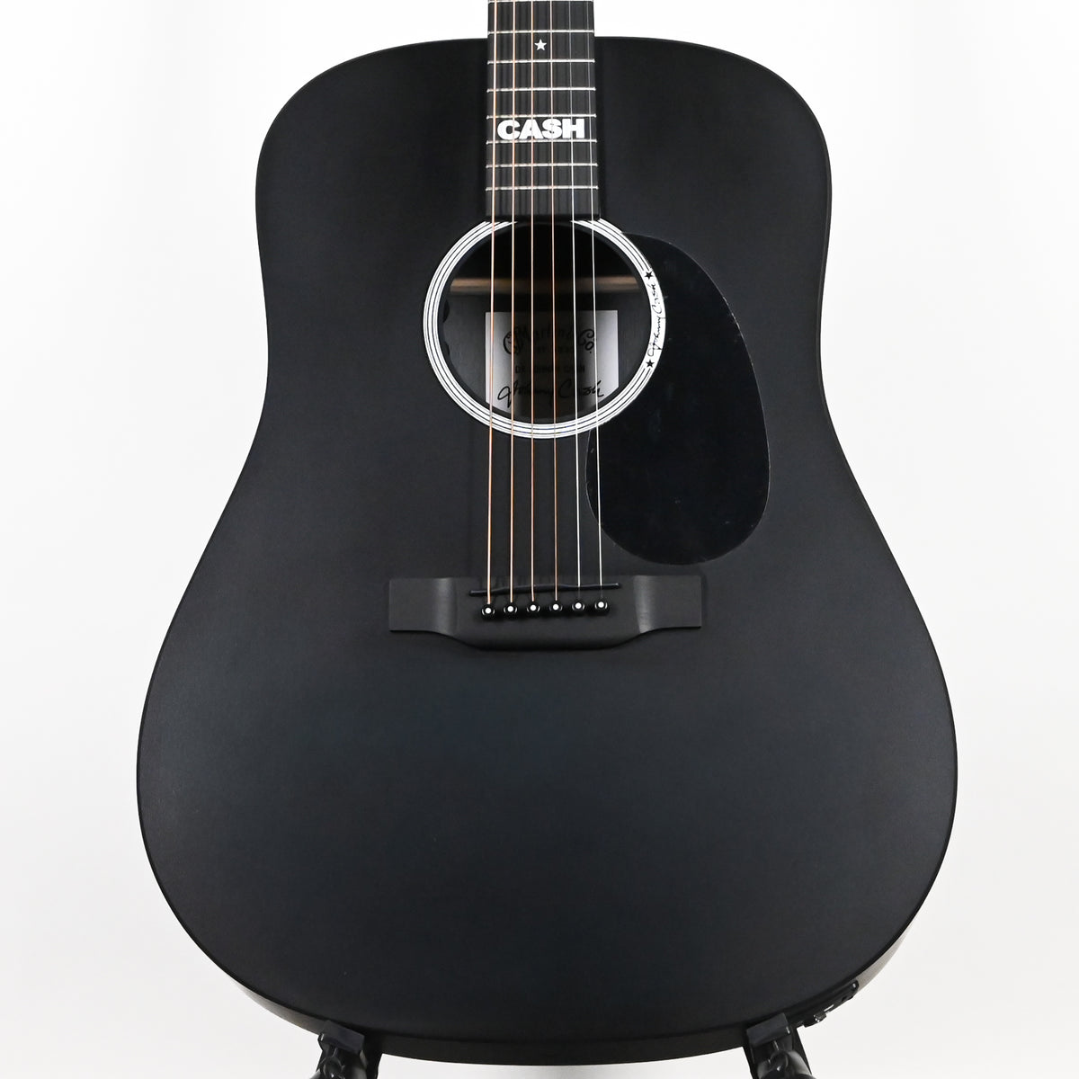 Martin DX Johnny Cash Signature Artist Editions, D-14 Fret, Acoustic/ Electrics 2026 (3093690)