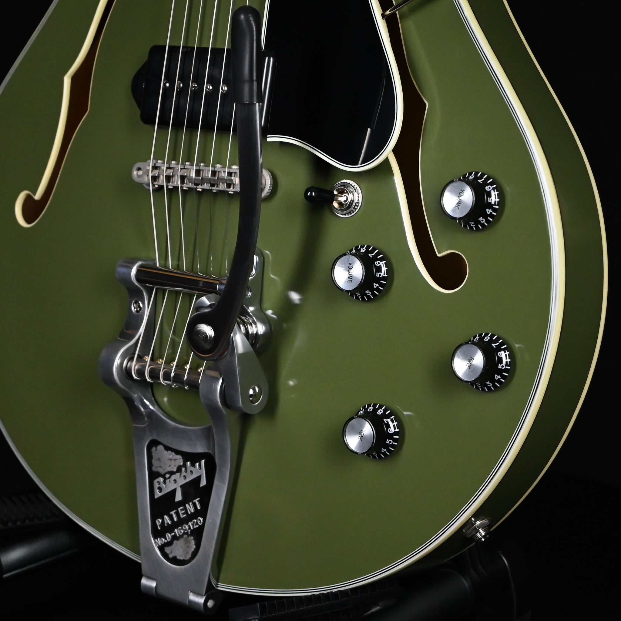 Eastman T64/ Truetone Vintage Limited Edition- Olive Drab 2026 (P2501648)