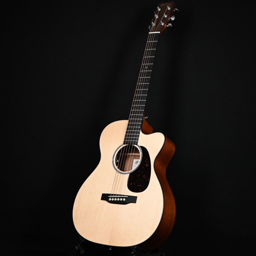 Martin 000C Jr E Junior Series, 000 Junior-14 Fret Cutaway, Acoustic/ Electric 2026 (3078854)
