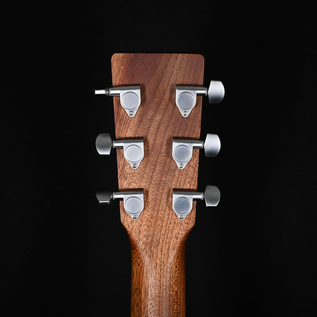 Martin 000C Jr E Junior Series, 000 Junior-14 Fret Cutaway, Acoustic/ Electric 2026 (3078854)