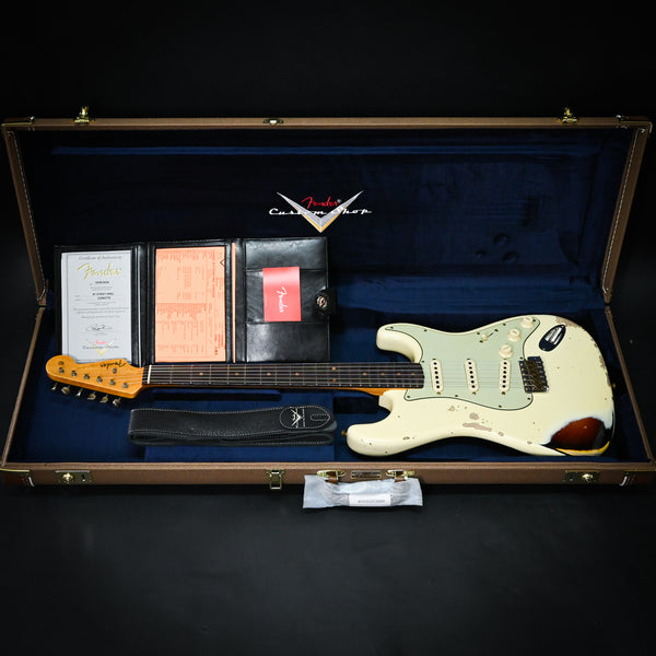 Fender Custom Shop '61 Stratocaster Heavy Relic- Aged Vintage White/ 3 Color Sunburst 2024 (CZ582776)