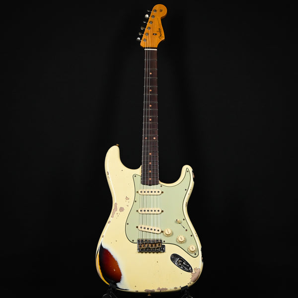 Fender Custom Shop '61 Stratocaster Heavy Relic- Aged Vintage White/ 3 Color Sunburst 2024 (CZ582776)