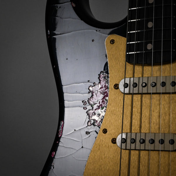 Fender Custom Shop 1962 Stratocaster w/ Gold Hardware & Josefina Handwound Pickups, Heavy Relic- Black/ Pink Paisley 2025 (R139229)