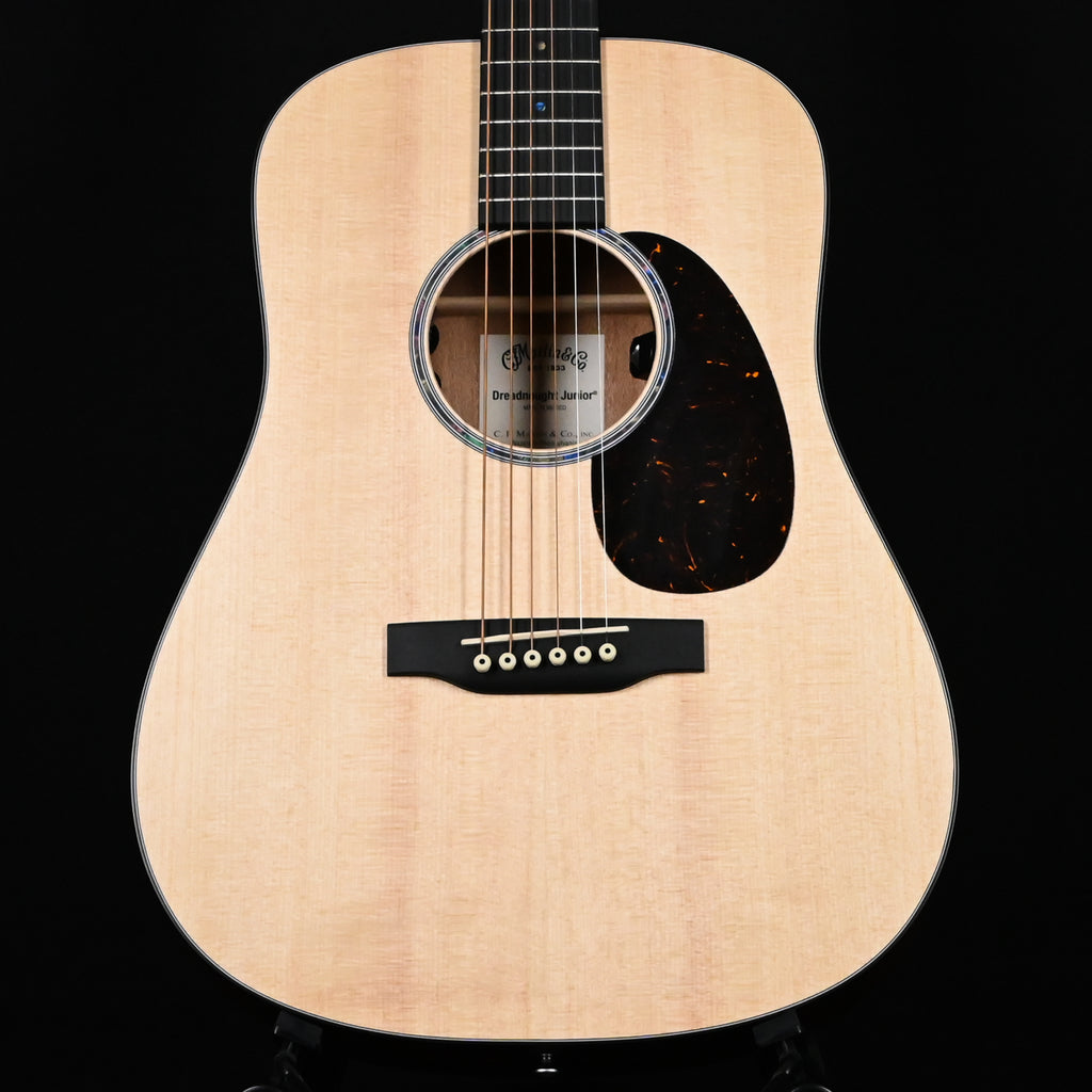 Martin D Jr E Junior Series, D Junior 14 Fret, Acoustic/ Electric 2026 (3091690)