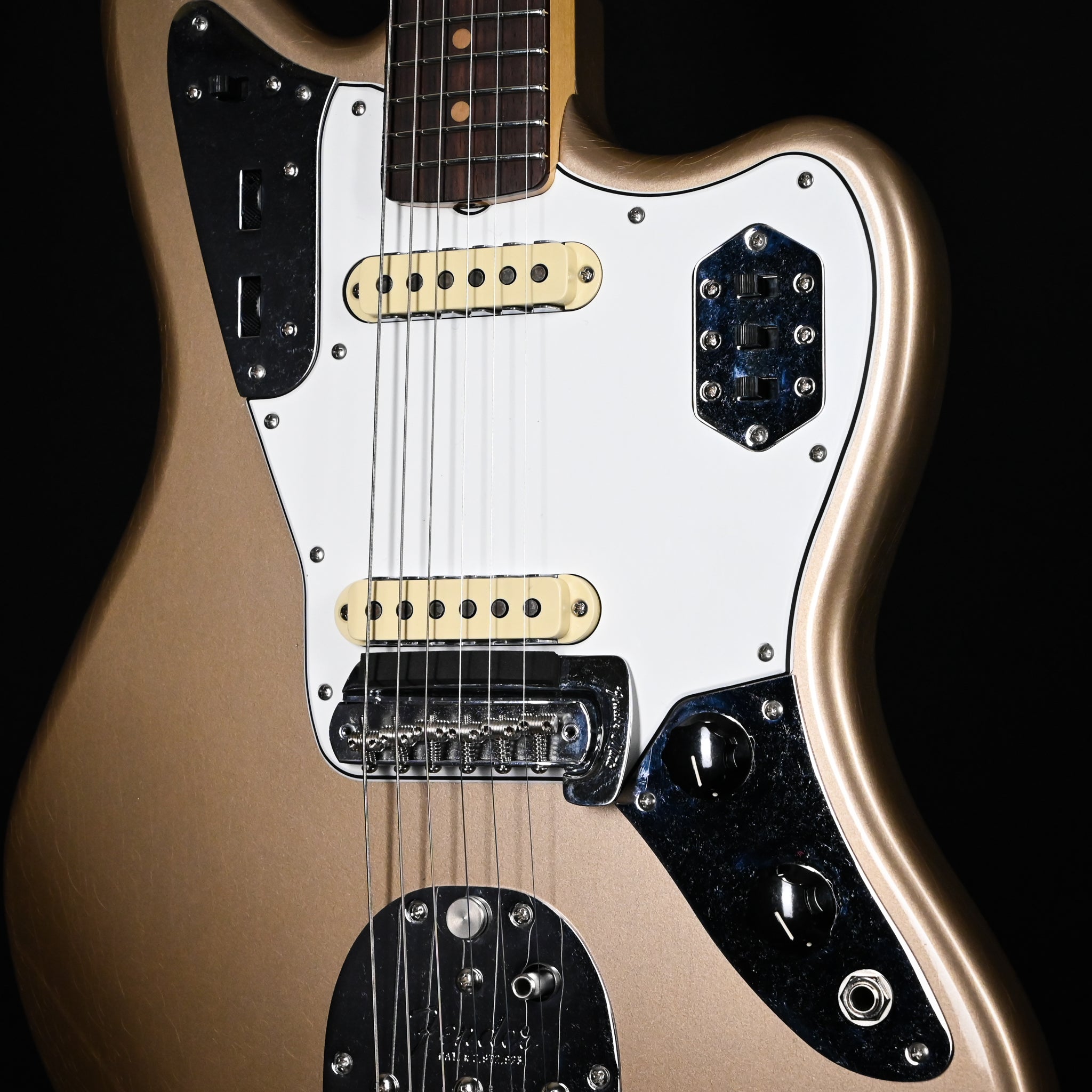 Fender Custom Shop '63 Jaguar Deluxe Closet Classic- Aged Shoreline Gold 2025 (CZ582499)