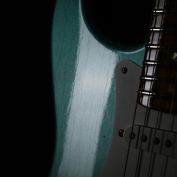 Fender Custom Shop Limited Edition Roasted Pine Stratocaster Deluxe Closet Classic- Aged Teal Green Metallic 2024 (CZ581532)