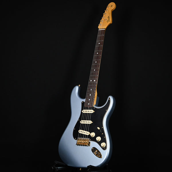 Fender Custom Shop Limited Edition '65 Dual Mag Stratocaster w/ Gold Hardware Journeyman/Closet Classic- Aged Blue Ice Metallic 2024 (CZ581291)