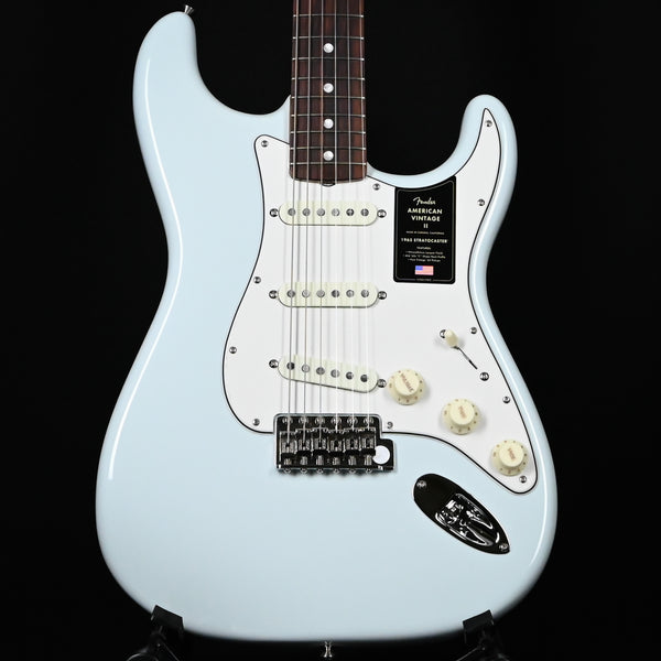 Fender American Vintage II 1965 Stratocaster- Sonic Blue 2025 (V2551810)