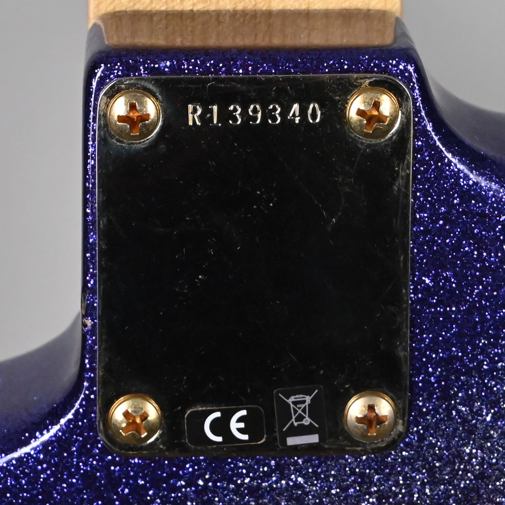 Fender Custom Shop 1962 Stratocaster w/ Gold Hardware Heavy Relic- Purple Sparkle / Black Paisley 2025 (R139340)