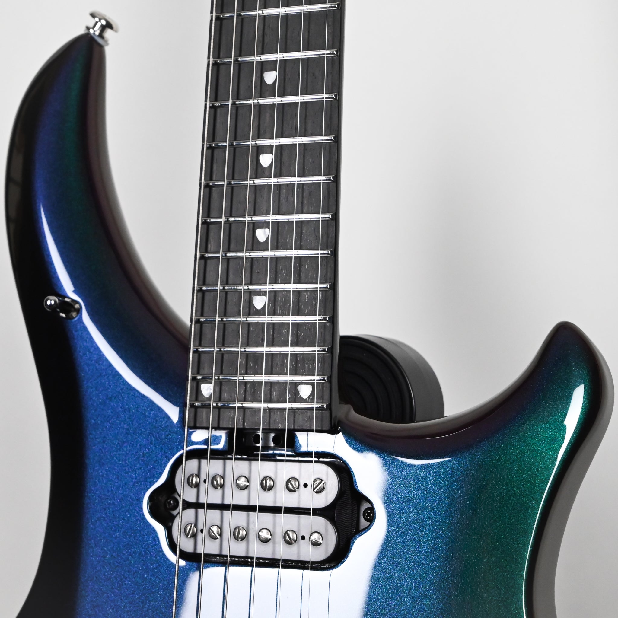 Ernie Ball Music Man John Petrucci Majesty 6-String Premium Select- Mystic Dream 2026 (M021663)