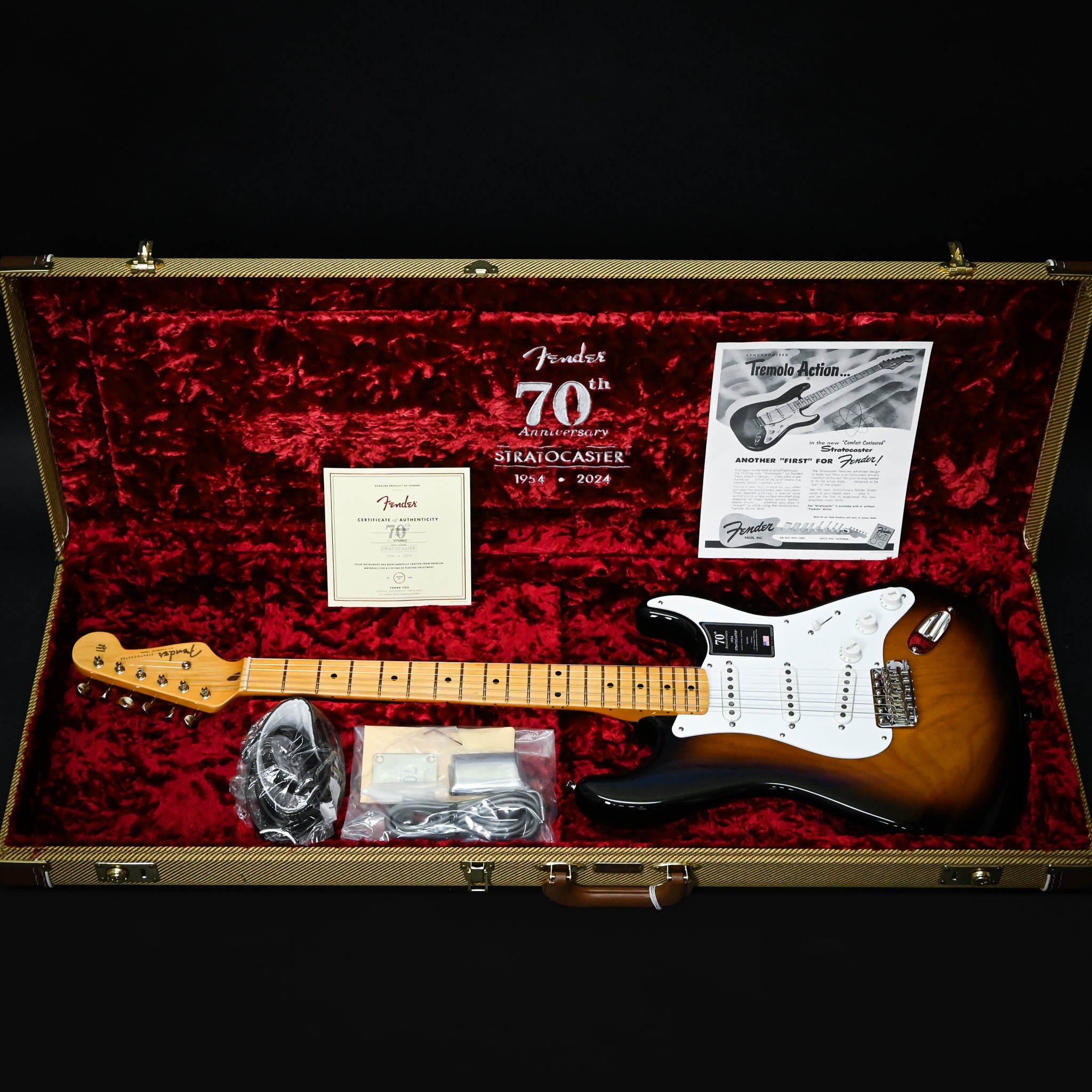 Fender 70th Anniversary American Vintage II 1954 Stratocaster- 2 Color Sunburst 2024 (V703802)