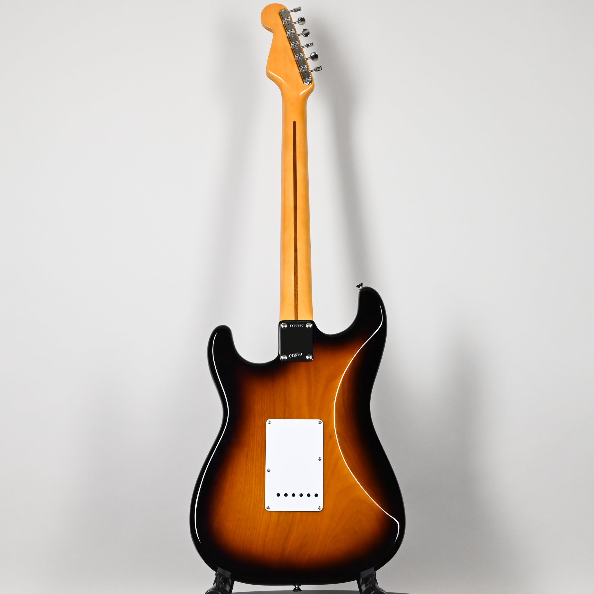 Fender 70th Anniversary American Vintage II 1954 Stratocaster- 2 Color Sunburst 2024 (V703802)