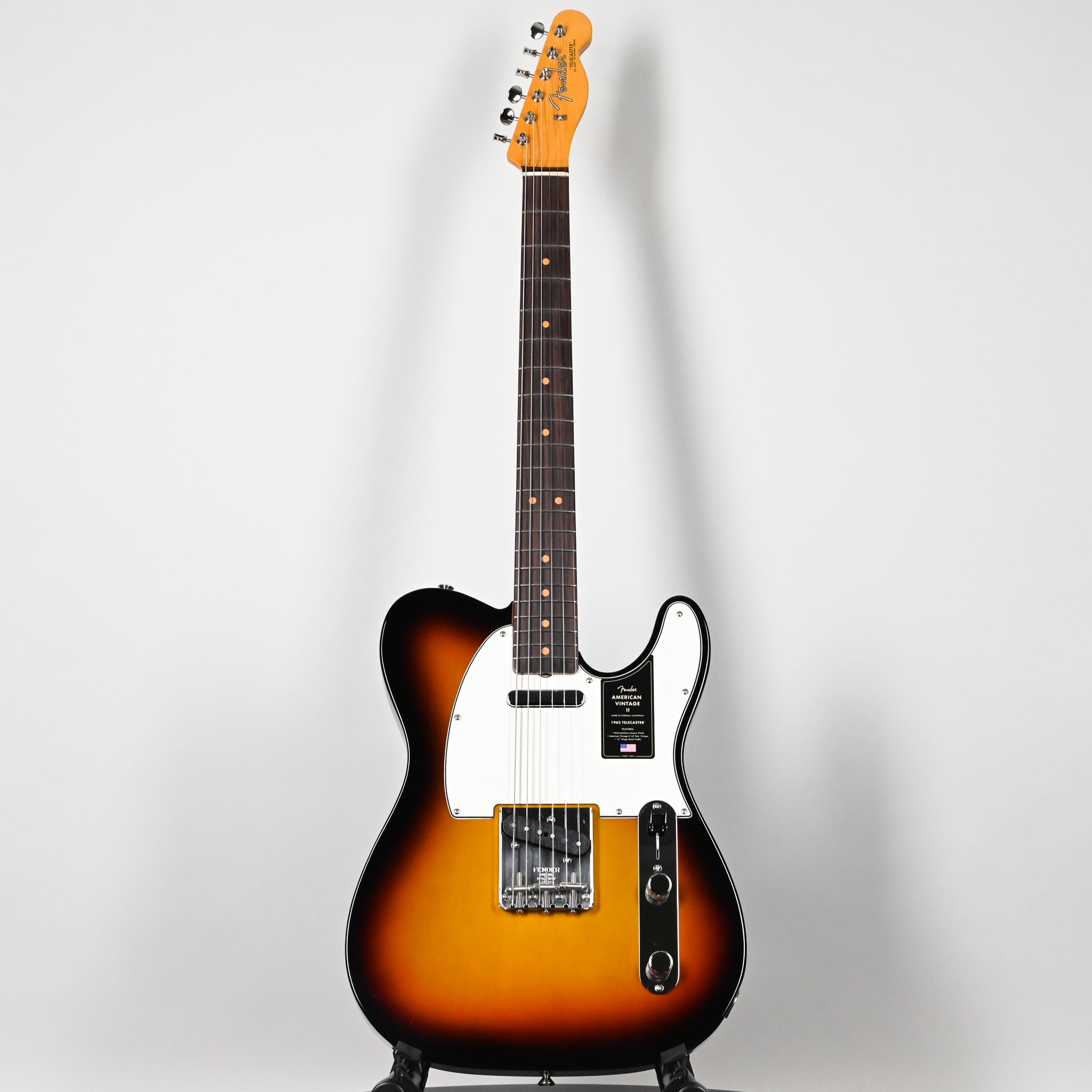 Fender American Vintage II '63 Telecaster- 3 Color Sunburst 2024 (V2441057)
