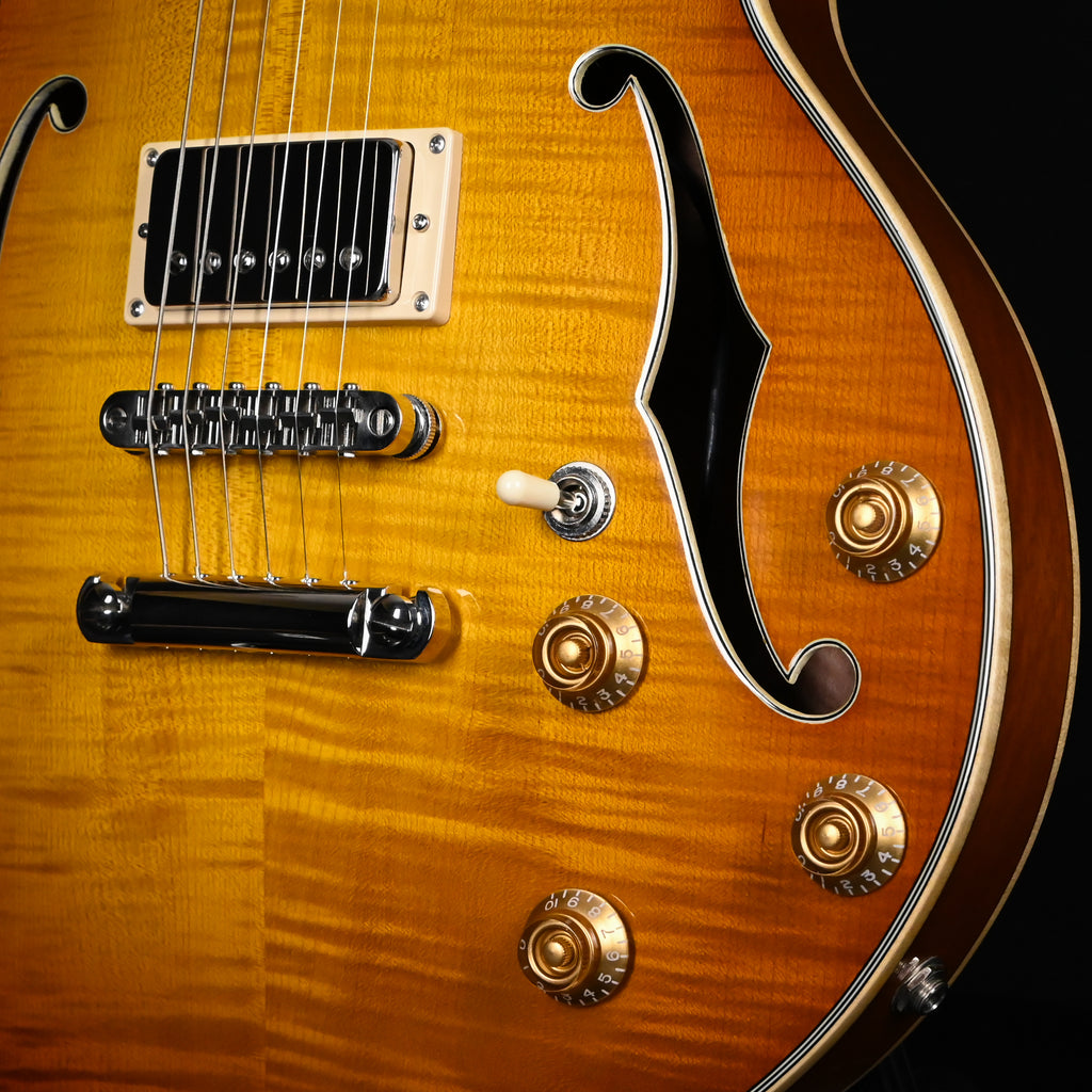Eastman T184MX Semi-Hollowbody Electric Guitar- Goldburst 2026 (P2500579)