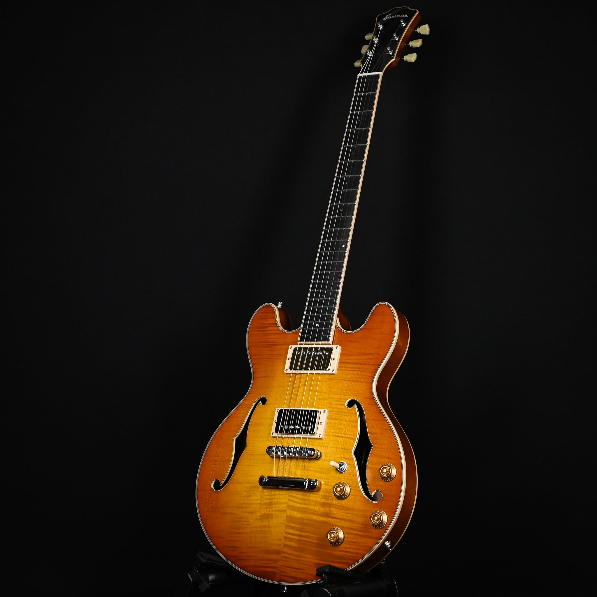 Eastman T184MX Semi-Hollowbody Electric Guitar- Goldburst 2026 (P2500579)