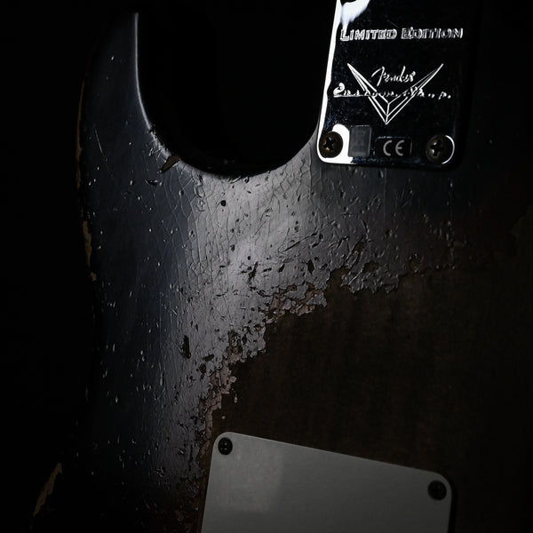 Fender Custom Shop Limited Edition Roasted '61 Stratocaster Super Heavy Relic- Aged Black/ 3-Color Sunburst 2025 (CZ583251)