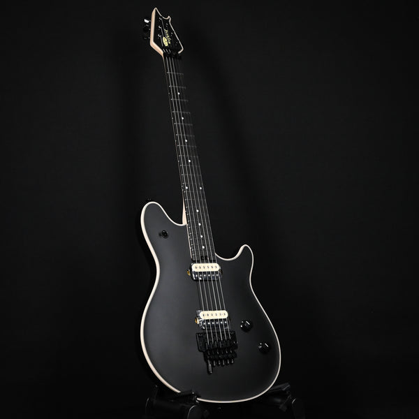 EVH Wolfgang w/ Ebony Fingerboard- Stealth Black (WG17170A)