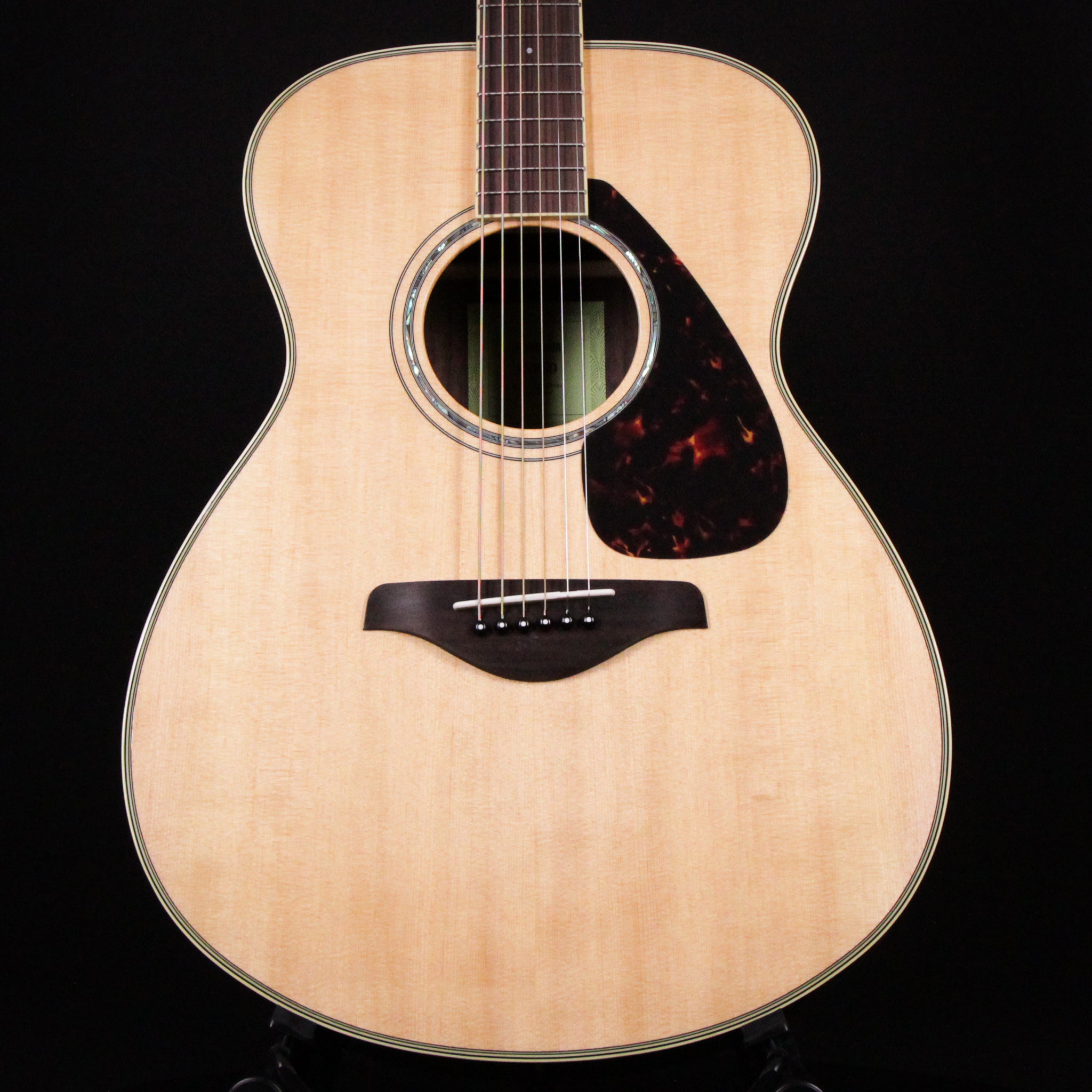 Yamaha Fs830 Small Body Acoustic Guitar Natural Solid Spruce Iiy28178