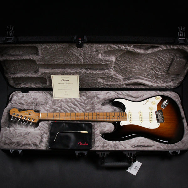 Fender Limited Edition American Professional II Stratocaster Ash Roasted Maple Custom Shop Pickups 2023 (US23083129)
