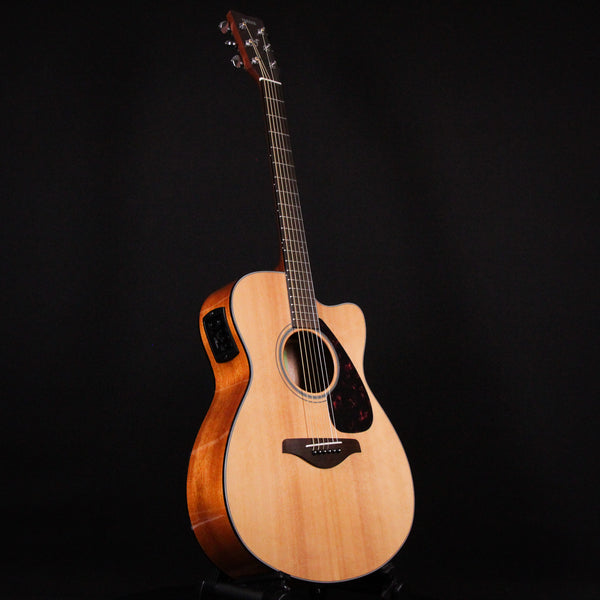 Yamaha FSX800C Concert Cutaway Acoustic Electric Guitar Natural (IHX271662)