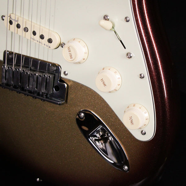 Fender American Ultra Stratocaster Maple Fingerboard Mocha Burst 2023 (US23004789)
