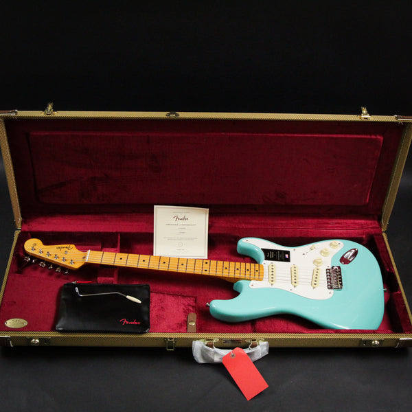 Fender American Vintage II 1957 / 57 Stratocaster Maple Fingerboard Seafoam Green 2023 (V2325880)