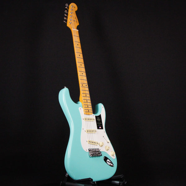 Fender American Vintage II 1957 / 57 Stratocaster Maple Fingerboard Seafoam Green 2023 (V2325880)