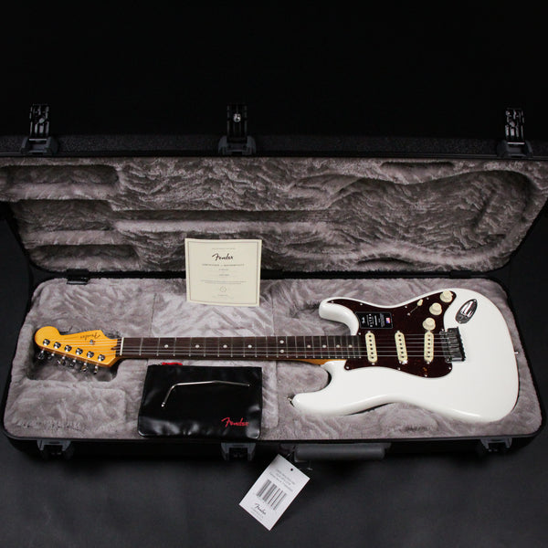 Fender American Ultra Stratocaster SSS Rosewood Fingerboard Arctic Pearl (US22079643)
