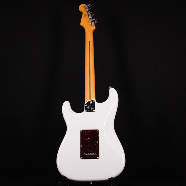 Fender American Ultra Stratocaster SSS Rosewood Fingerboard Arctic Pearl (US22079643)