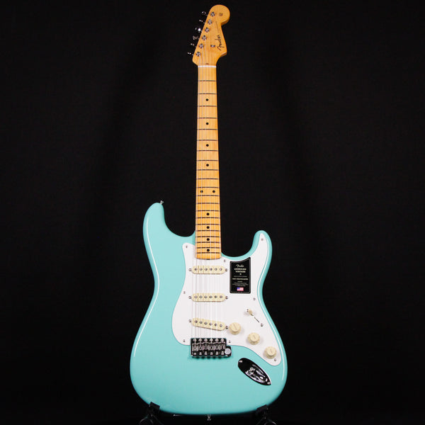 Fender American Vintage II 1957 / 57 Stratocaster Maple Fingerboard Seafoam Green 2023 (V2325457)