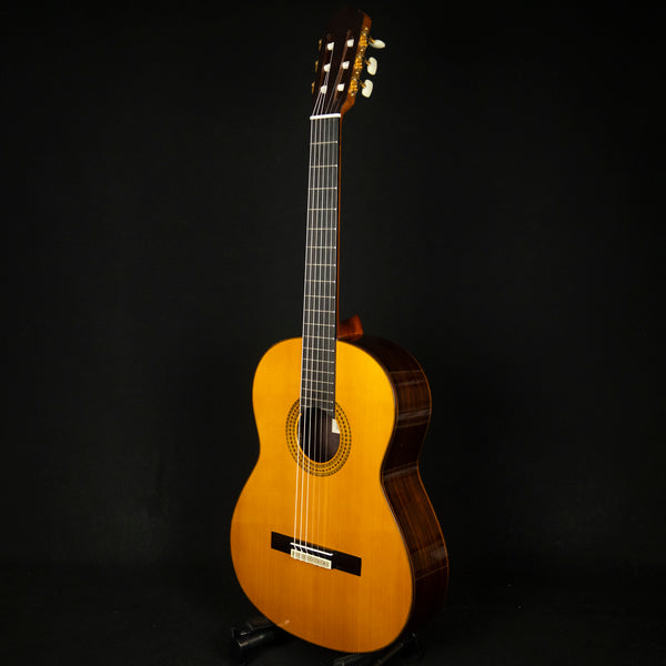 Yamaha GC22C Classical Guitar Cedar Top Ebony Fingerboard Natural (11L190047)