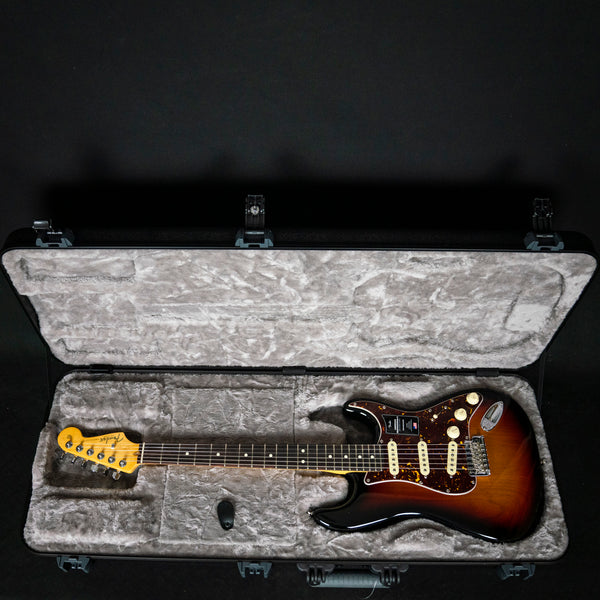 Fender American Professional II Stratocaster 3-Color Sunburst Rosewood Fingerboard SSS (US22009860)