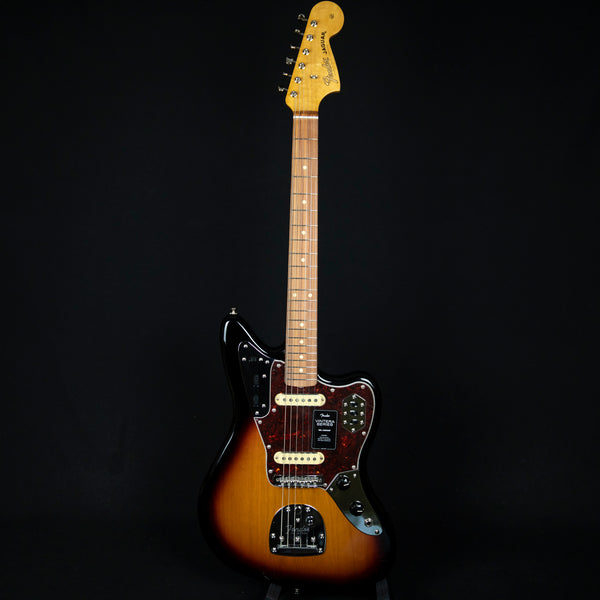 Fender Vintera '60s Jaguar Pau Ferro Fingerboard 3-Color Sunburst (MX22042864)