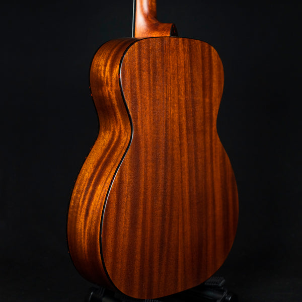 Eastman E2OM Orchestra Acoustic Guitar Natural Cedar Top (2210339)