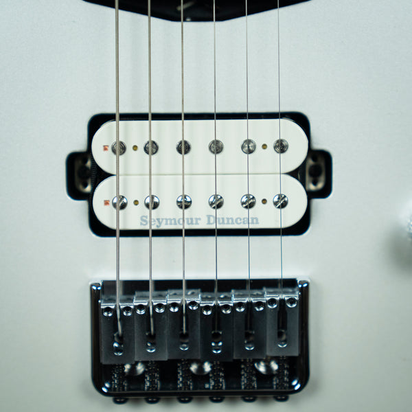 Charvel Pro-Mod San Dimas Style 1 HSS Platinum Pearl Maple Fingerboard (MC217428)