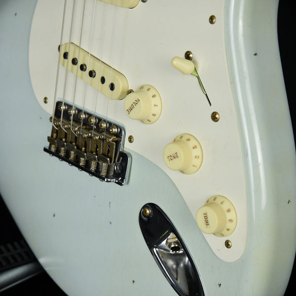 Fender Custom Shop 1957 Stratocaster Journeyman Relic - Aged Sonic Blue (CZ568652)