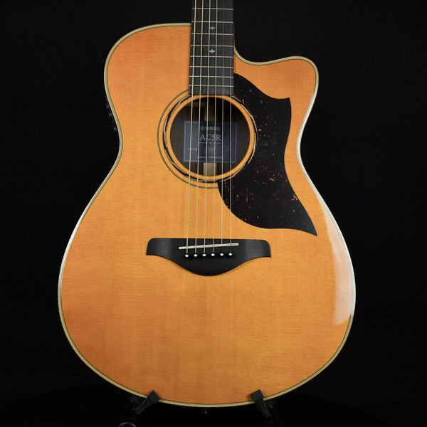 Yamaha AC5R ARE Concert Cutaway Acoustic-Electric Vintage Natural (IIP454A)