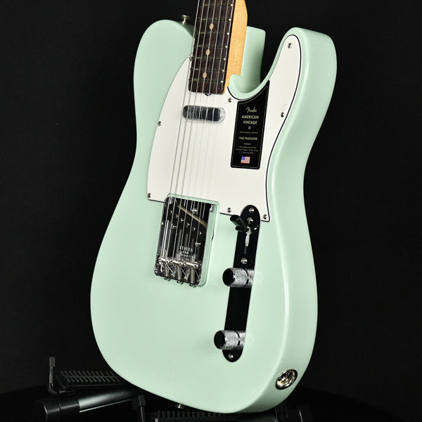 Fender American Vintage II 1963 Telecaster Rosewood Fingerboard Seafoam Green (V2203492)