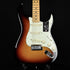 Fender American Ultra Stratocaster SSS Maple Fingerboard Ultraburst (US22069923)