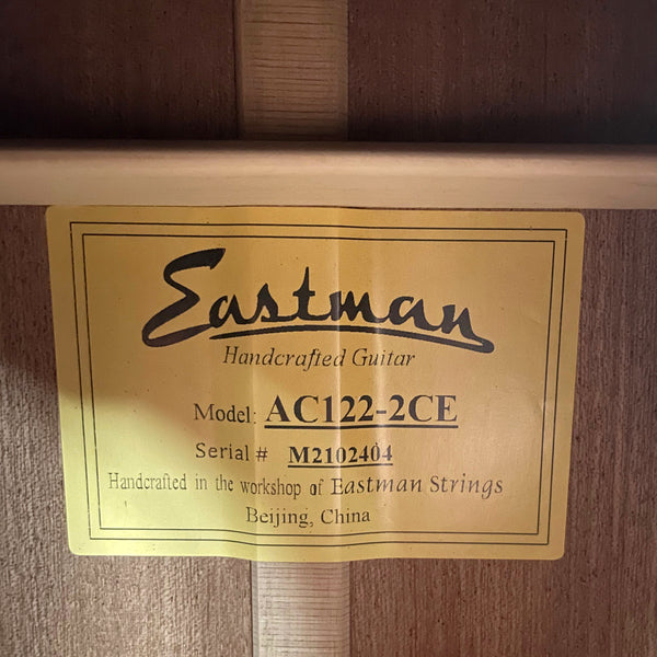 Eastman AC122-2CE Solid Cedar Grand Auditorium Acoustic Electric (M2102404)