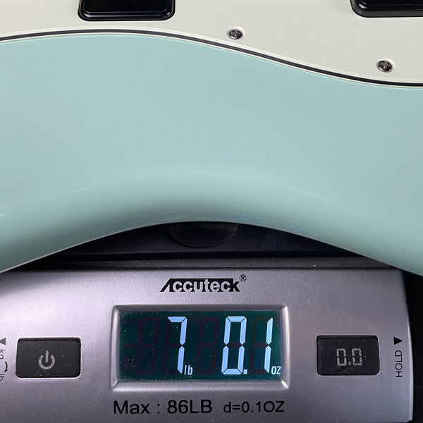 Fender Noventa Stratocaster Surf Green Maple Fingerboard Alder Body (MX21116590)