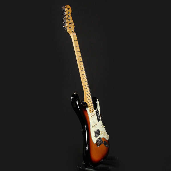 Fender Player Plus Stratocaster HSS 3-Color Sunburst Maple Fingerboard (MX21202197)